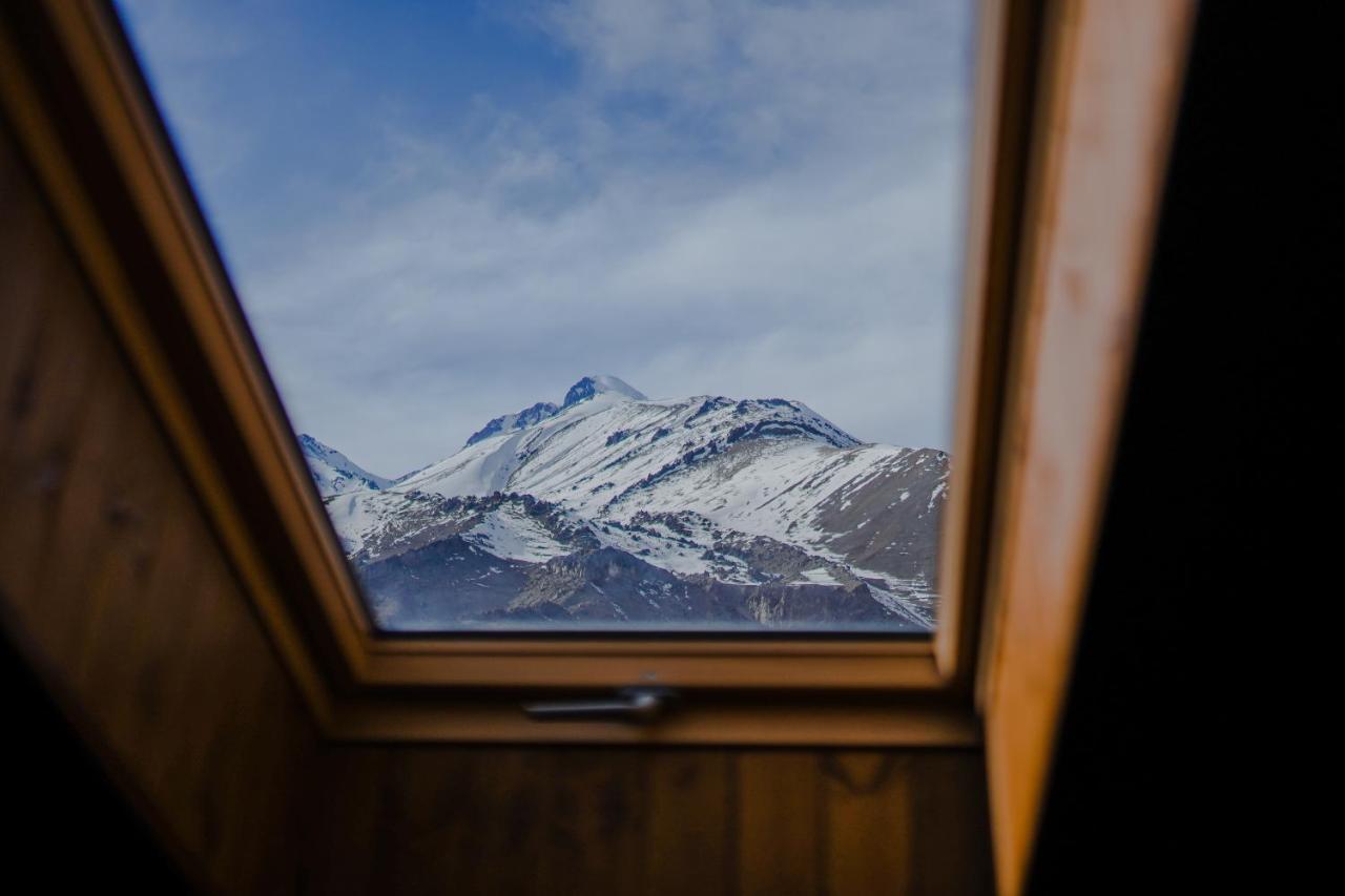 Suatis Resort Kazbegi Exteriör bild