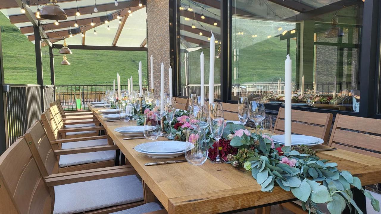 Suatis Resort Kazbegi Exteriör bild